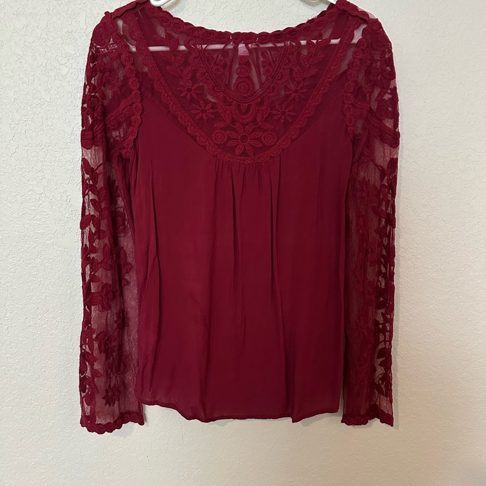 Lace top in burgundy ready for fall!